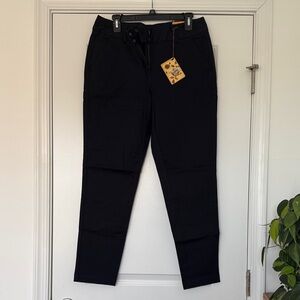Hybrid & Company women’s navy pants